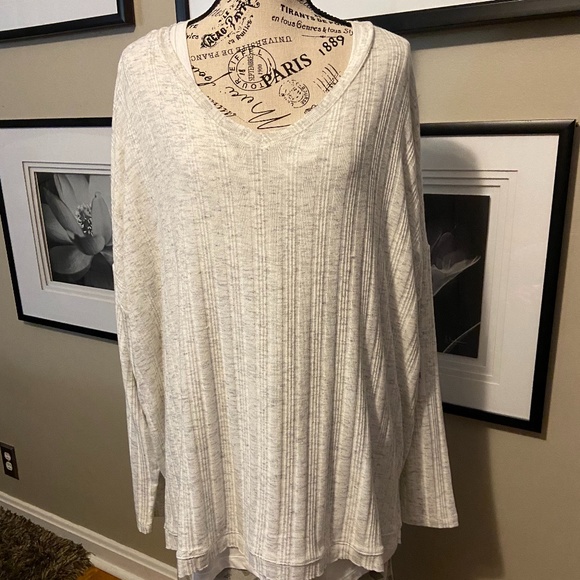 NWT Time & Tru XXL (20) V-Neck Long Sleeve Tee - Picture 1 of 6